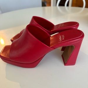 Jeffrey Campbell Red heel